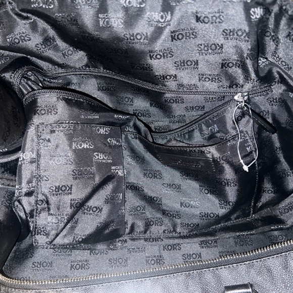 Michael Kors Duffe Bag - Picture 4 of 4